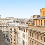 Amazing Via Del Tritone