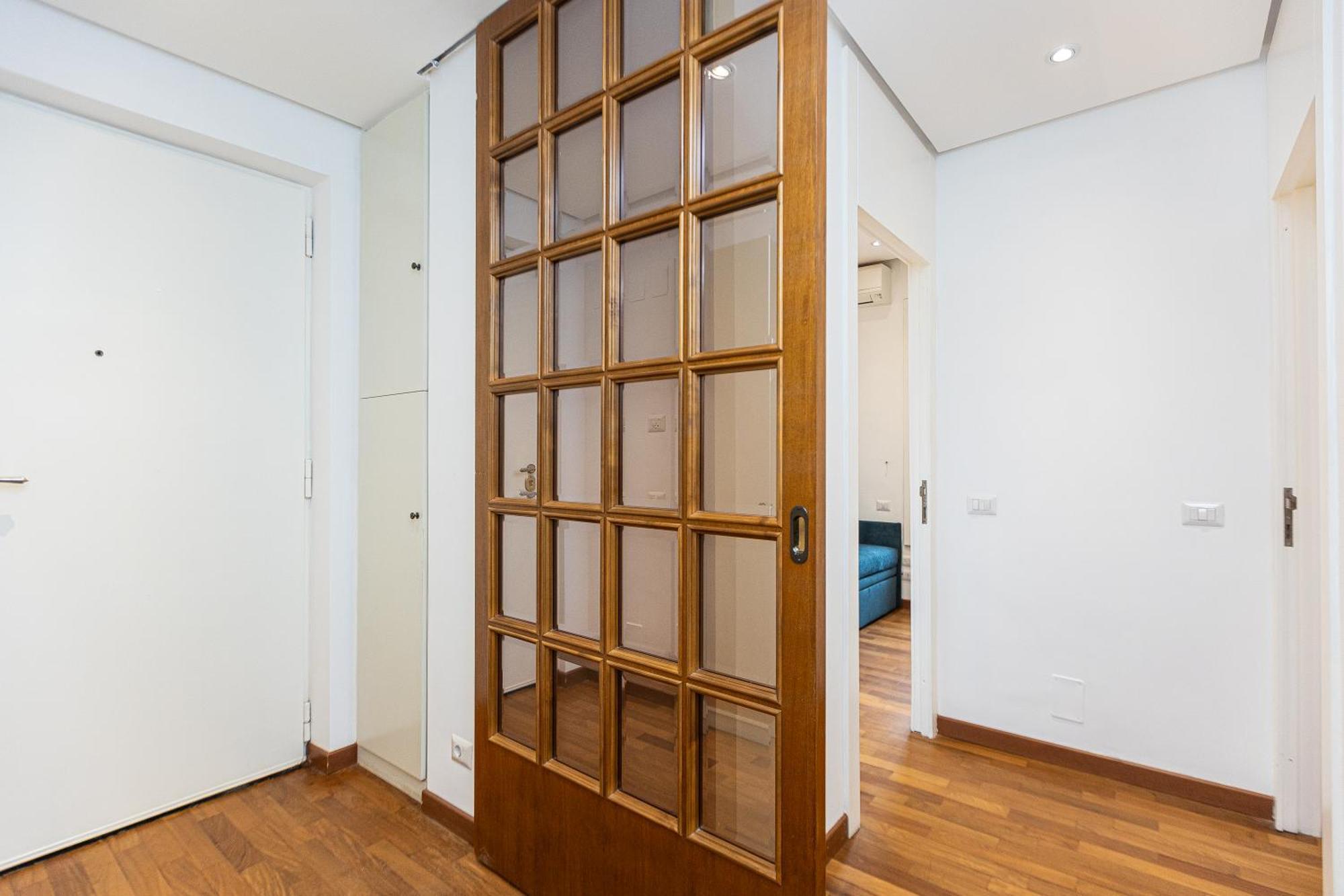 Amazing Via Del Tritone Apartment